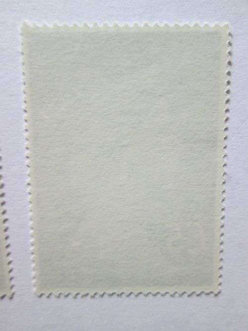 Great Britain Queen Elizabeth 1977 Stamps Enlarged 10P, 20P, 50P, 1£ (VF) & 1,2, 5 £ (Mint)