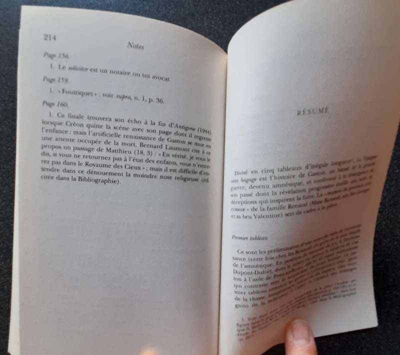 Le Voyageur sans bagage by Jean Anouilh, Edition de Bernard Beugnot, Folio Theatre, PERFECT