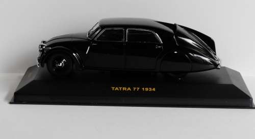 Tatra 77 (1934) from IXO Museum Collection
