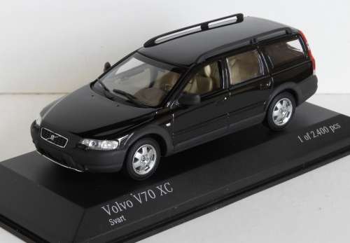 Volvo V70 XC by Minichamps
