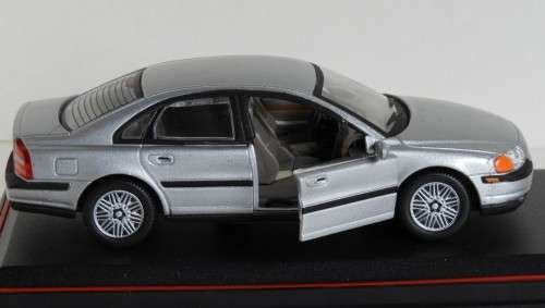 Volvo S80 by Schuco