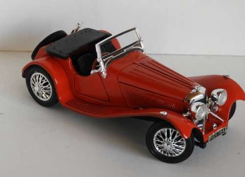 Jaguar SS 100  (1939) 1:32 Signature Models