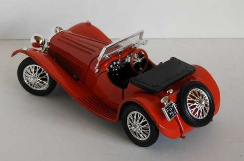 Jaguar SS 100  (1939) 1:32 Signature Models