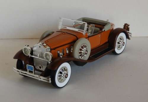 Packard  (1930) 1:32 Signature Models