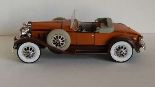Packard  (1930) 1:32 Signature Models