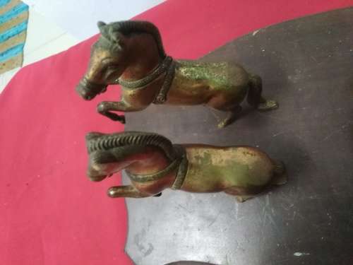 Heavy Brass Figures - Horse Drawn Charriot - Needs restoration  - Please C Pics for condition