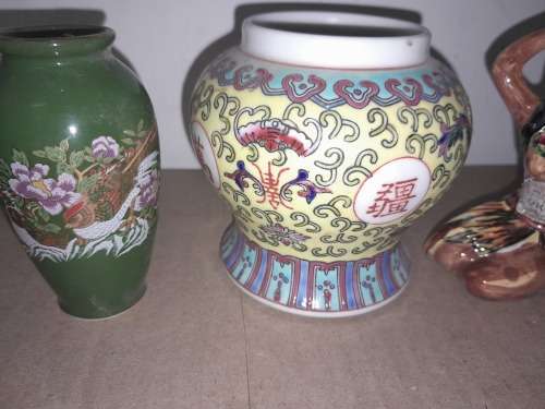 WHAT NOT 2 - VARIOUS ITEMS - INCLUDES 3 MINIATURE ITALAIN FIGURINES  see pictures
