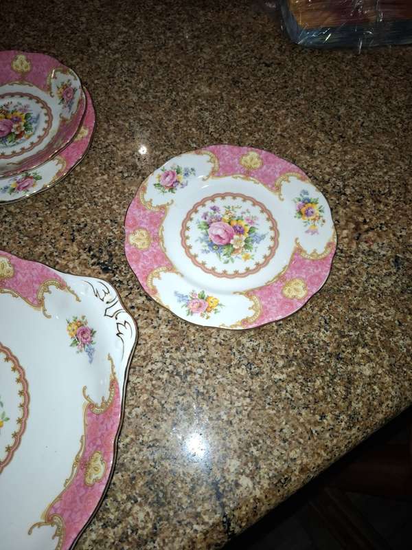 Royal albert lady carlyle assorted plates