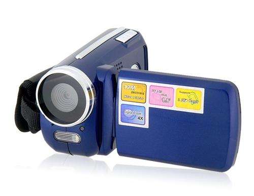 1.8" Color LCD Screen 4X Digital Zoom Digital Video Camera with SD Card Reader & TV-out