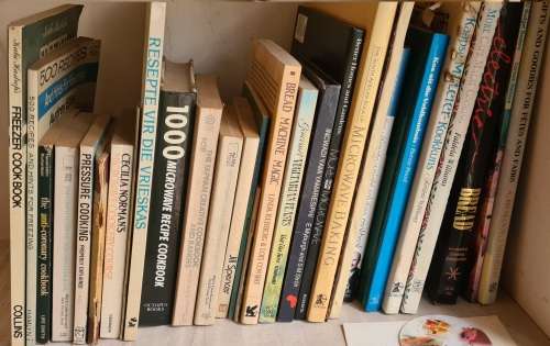 Book lot (about 3000) from a dead Estate. See more in description. Auction is for all. Self collect.