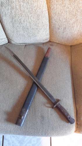 Rifle bayonet and sheath