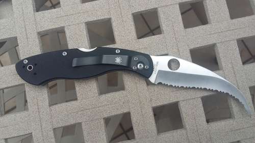 Serf defense EDC Karambit type Tactical Folding Knife