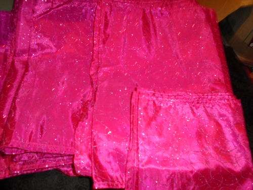 Stunning Cerise Pink Taffetta Runner set