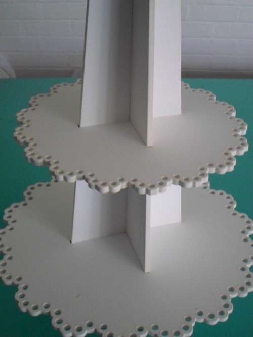Cake Stand 80 x 30 cm - 3 tier