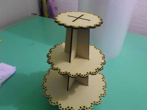 Cake Stand 80 x 30 cm - 3 tier
