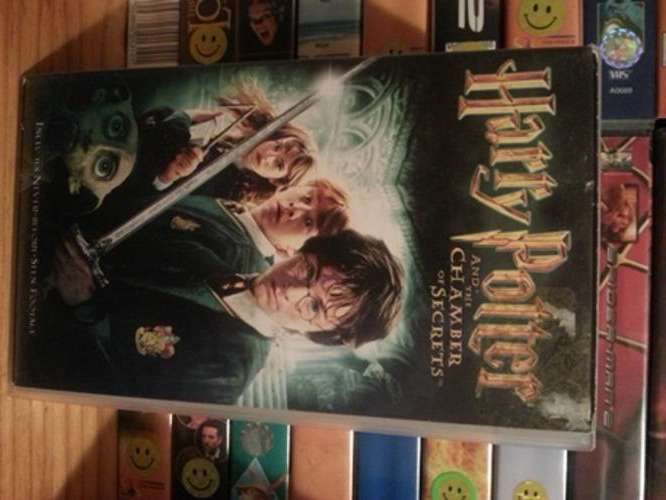 HARRY POTTER AND THE CHAMBER OF SECRETS VHS Movie