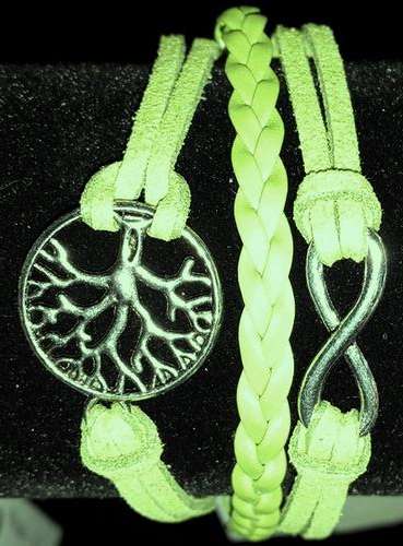 INFINITY BRACELET TREE OF LIFE GREEN