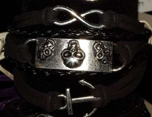 INFINITY BRACELET MASCULINE GOTHIC SKULL