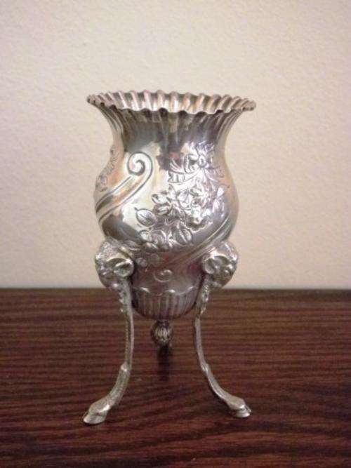 1891 sterling silver vase made in London by William Comyn.