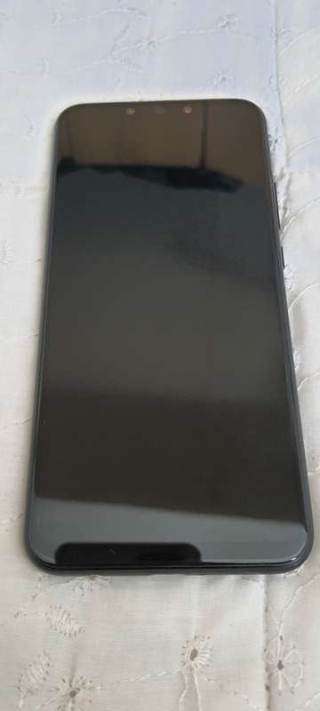 Huawei Mate 20 Lite 64GB Like New and New Original Accessories ** BOXED **