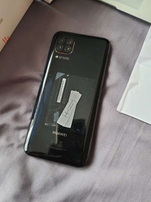 Huawei P40 Lite **Boxed**