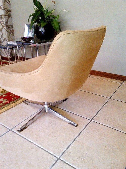 BEAUTIFUL RETRO FAUX SUEDE CHAIR