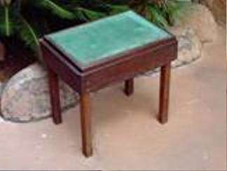PIANO CHAIR: