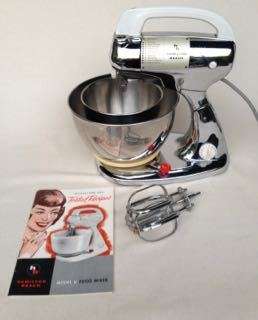 FABULOUS VINTAGE HAMILTON BEACH MODEL K CHROME FOOD MIXER