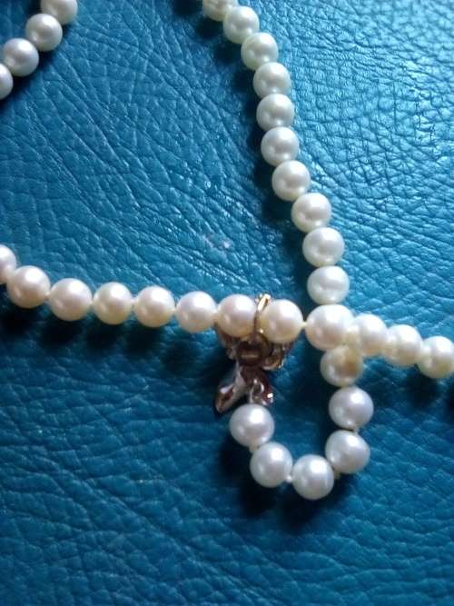Antique South Sea White Pearl necklace