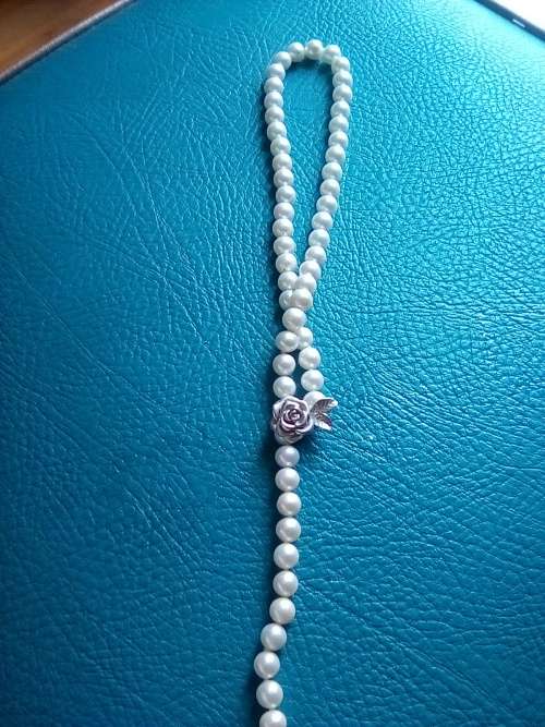 Antique South Sea White Pearl necklace