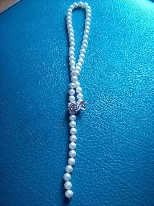 Antique South Sea White Pearl necklace