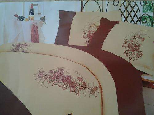 NEW!!!!! DOUBLE DUVET COVER 6 PEICE SET - BROWN & BEIGE