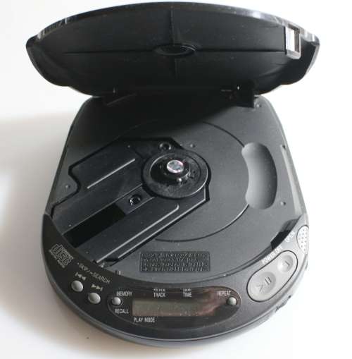 Panasonic Portable CD player in perfect working order with carry bag