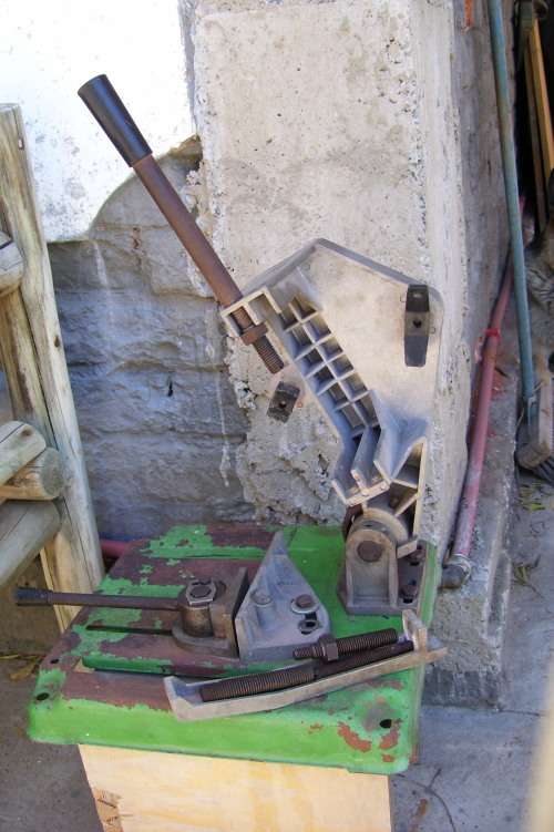 Angle Grinder cut-off stand