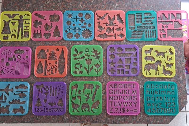 16 GENUINE TUPPERWARE STENCILS