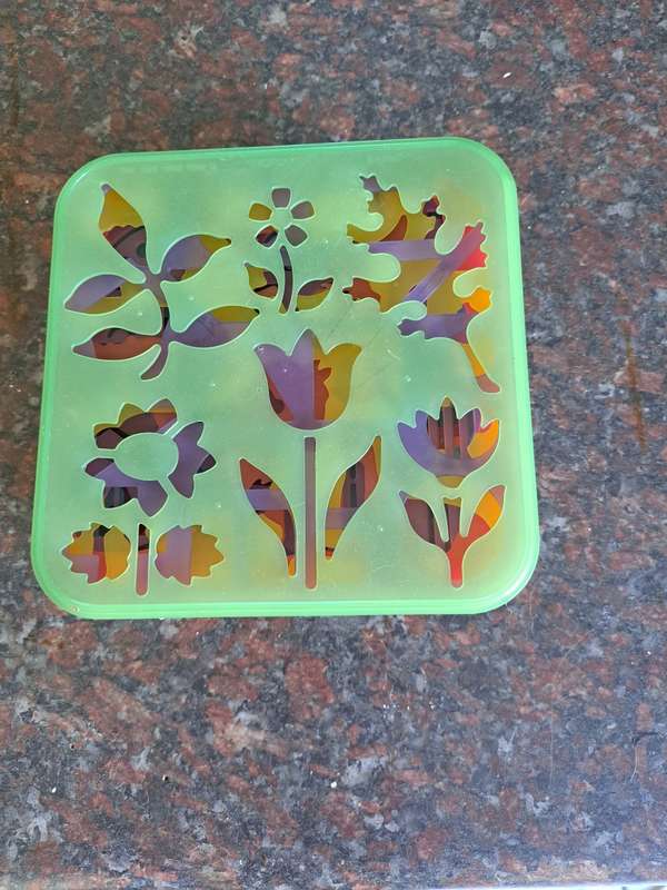 16 GENUINE TUPPERWARE STENCILS