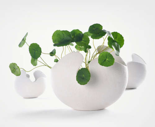 Ceramic design vase