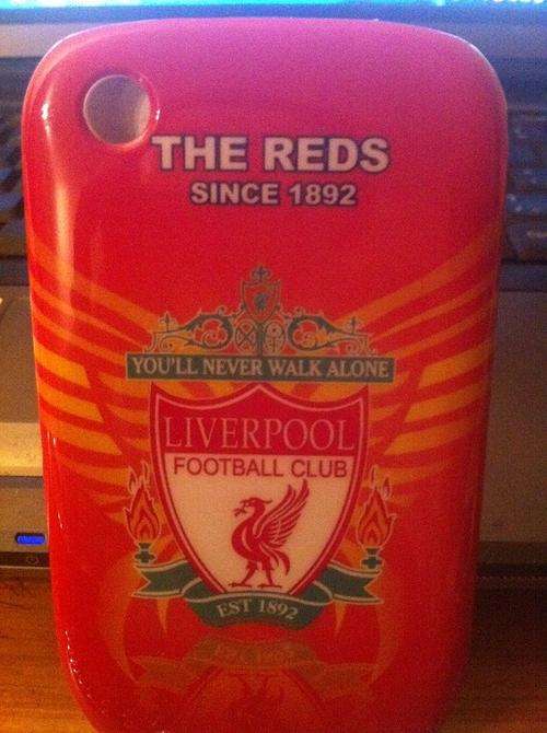 FREE SHIPPING! THE REDS LIVERPOOL FOOTBALL CLUB LOGO HARD COVER CASE FOR BLACKBERRY 8520