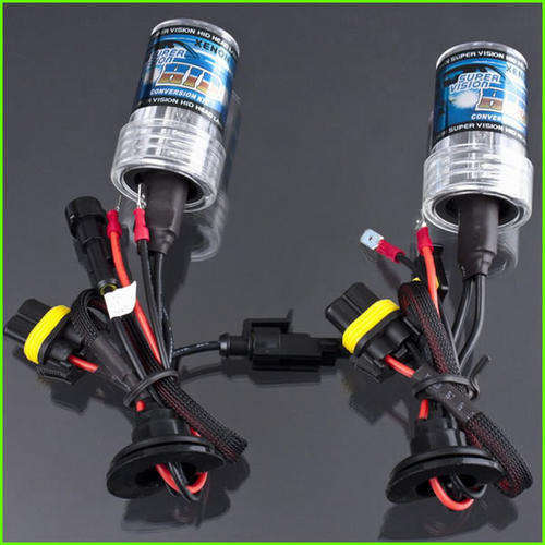 LOCAL STOCK!! 2pcs 9006 HB4 Xenon HID Foglights HID Bulbs 8000K