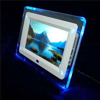 7 inch Digital Photo Frame Multi Function With Blue LED Light