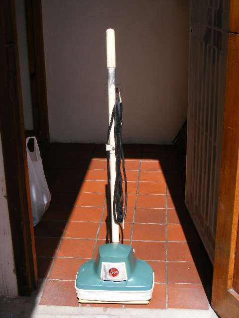 Hoover floor polisher