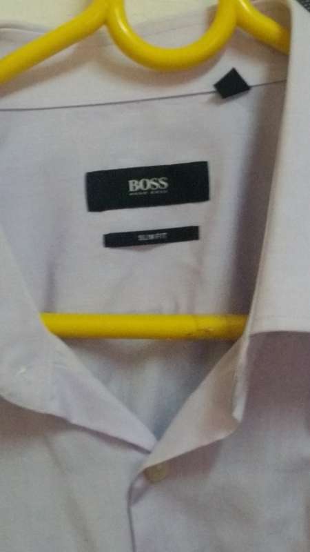 3 Mens exclusive Shirts : HUGO bOSS, BURBERRY , BEN SHERMAN