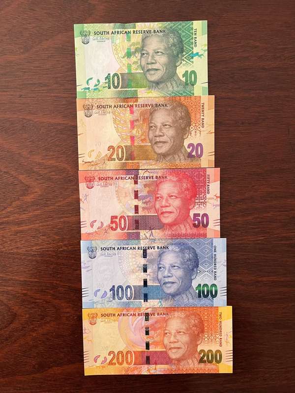 Gill Marcus, 2nd Issue, Set of AA0000216 Series Mandela Notes with Identical Serial Numbers