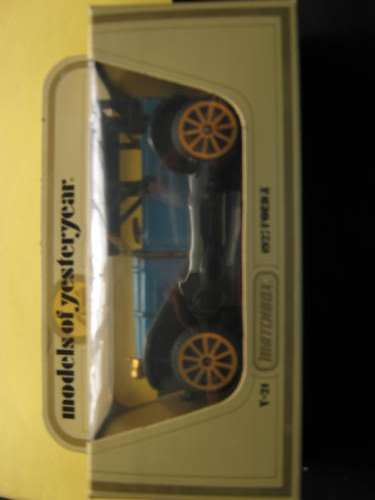 1935 AUBERN "MATCHBOX" MODELS OF YESTERYEAR.
