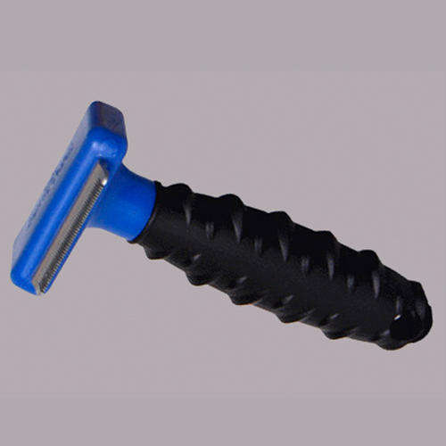 Medium De-Shedding Tool for Long and Short Hair pets