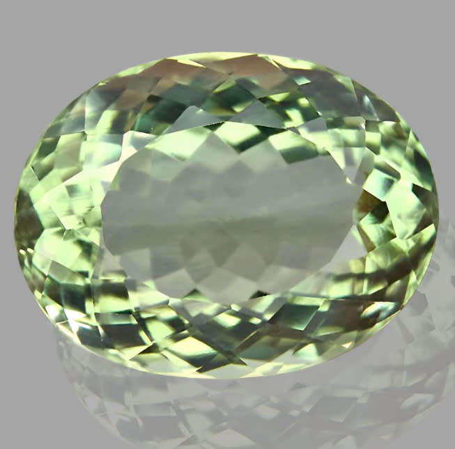 Prasiolite (Green Amethyst) 17.10ct  Green Oval, Gemstone
