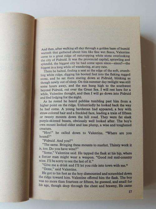 Lord Valentine`s Castle - by Robert Silverberg (Paperback)