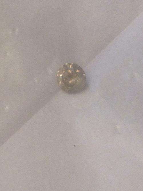 Sparkling 0.64 SI3/I1 K/L original natural and untreated diamond with lots of radiant