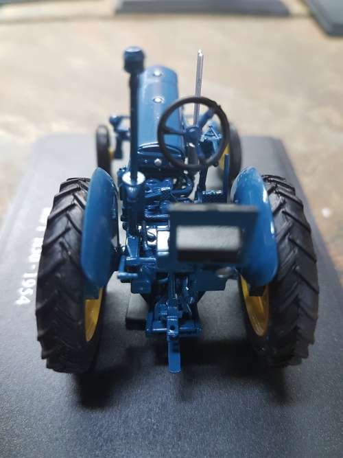 TRACTORS AND THE WORLD OF FARMING - ISSUE 129 - SIFT H30