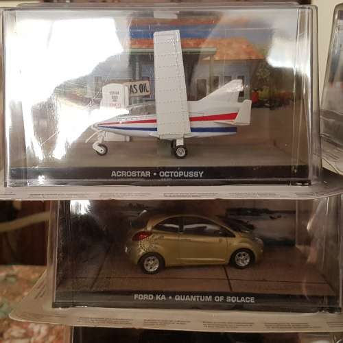 James Bond Collection lot of 15 different cars from the James Bond movies